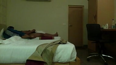 Desi couple fuking in hotel room