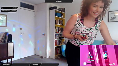 Beautiful Frankie Ward Giving Hot Performance On Stream