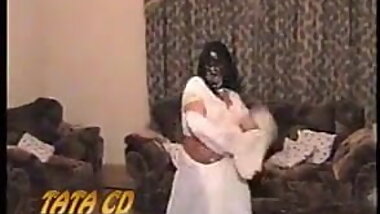 Pakistani hot mujra