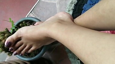 Srilankan feet queen