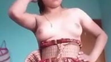 Desi cute girl full nude showing