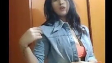 LIVE HOT DESI GIRLS COLLECTION