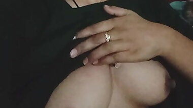 Pakistani girl showing her boobs n pussy