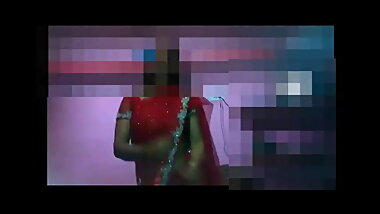 desi bhabhi leaked nude dance video