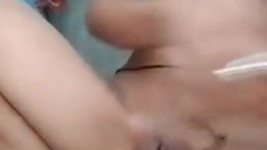 Desi village Girl Shaving Big Pussy