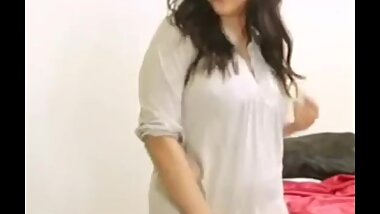 Hot Desi Big Boob Bhabhi Nude Dance And Getting Naked