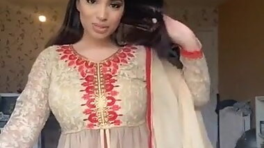 Pali Bengali teen TIkTok wank