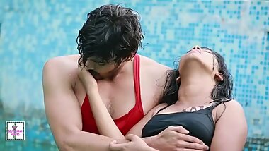 Hot Desi Girl Uma Enjoying In Pool