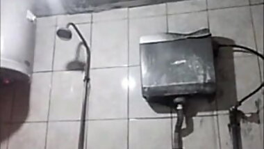 Desi bhabi bath video