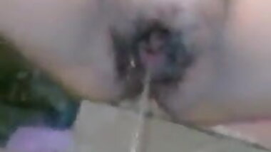 gf's pissing
