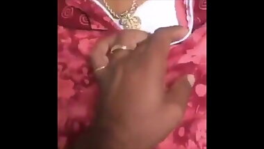 Smooching over Tamil Aunts Nighty