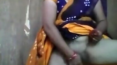 Deshi bhabhi ko land chahiye