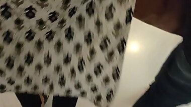 Desi ass groping 68 (quick touch)