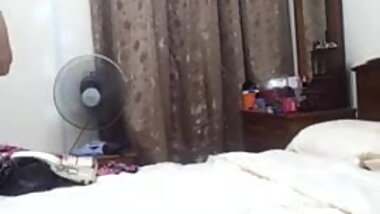 Desi wife secret capturing nude by hubby