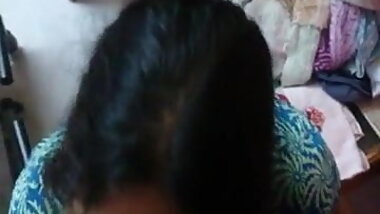 Indian mom sucking dick