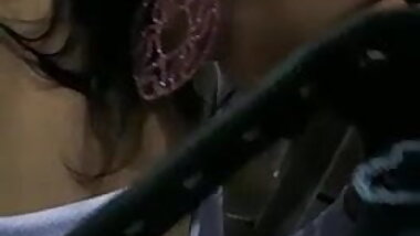 Sexy  desi NRI girl blowjob