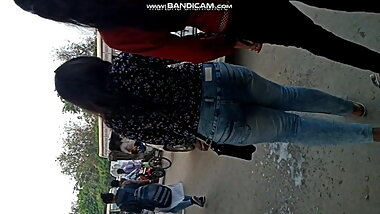 DESI ASS IN TIGHT JEANS