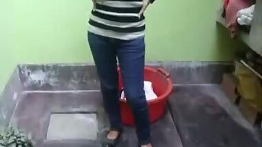 Desi young servant hot fucking