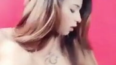 Indian model anam khan nude dance (mere rashke kamar)