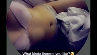 Desi hot bhbai show boob