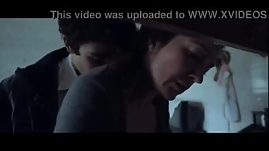 maa ko zabardasti chudai k liye manaya uske baad randi ki choot roz maari