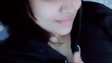 Desi paki girl scandal showing boob desi in bra pakistan