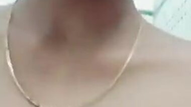 Indian 19 yrs Randi showing her pussy