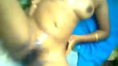 Desi village girl fingering and explore his dress with his boyfriend in jan