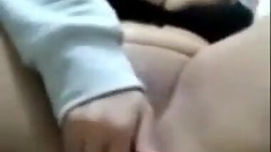 Desi Indian aunty masturbating