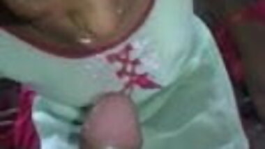 Desi teen girl blowjob and cum mouth