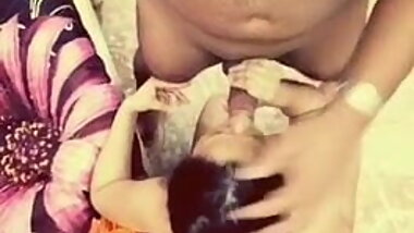 Desi indian girl sucking cock in hotal room
