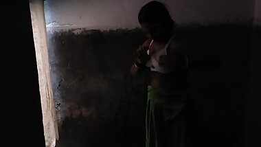 Hot Desi Chachi Bathing