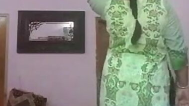 Pakistani couple Romance and fucked