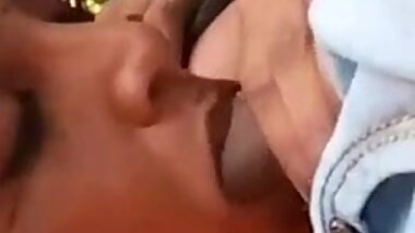 Desi girl outdoor blojob