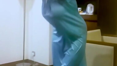 indian drunk aunty dancing