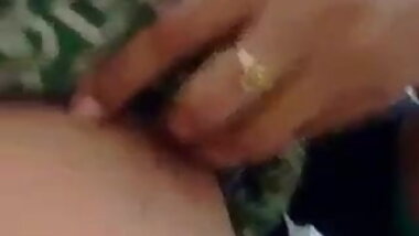 Desi cute Aunty boobshow