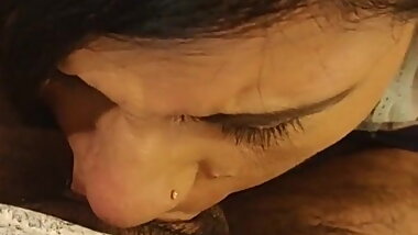 My bangladeshi nose ring girlfriend loves to suck my dick