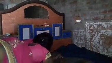 Desi village wife fucked hard by hubby in Pink Saree