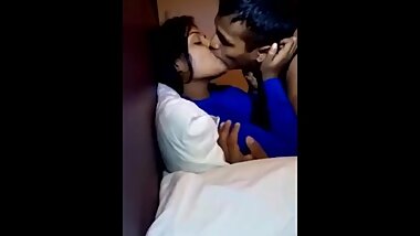 desi college couple kissing