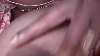 Desi X girlfriend nipple play hugs tits Indian
