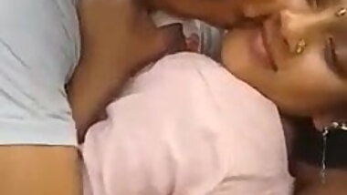 Desi Cute Bhabhi outdoor fucking