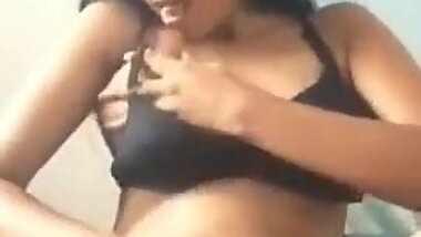 Cute Sri lankan Tiktok Girl