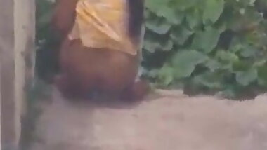 19 year old Tamil Piss selfie