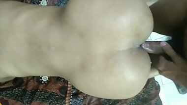 Desi wife Richa ki first time gand marai
