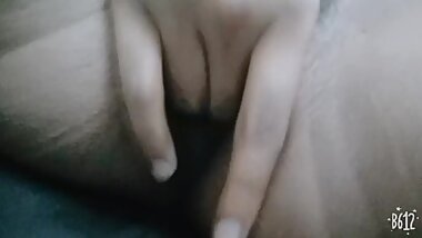 Indian girl fingering in her ass(three fingers!)
