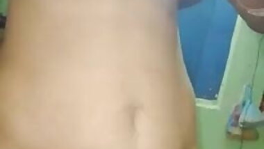 Indian aunty strech marks