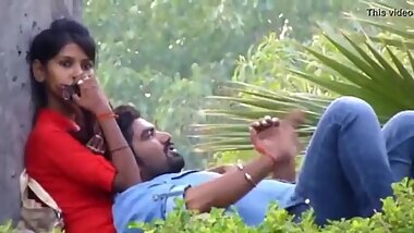 Desi babe offering her boobs as pillow to boyfriend - caught in park