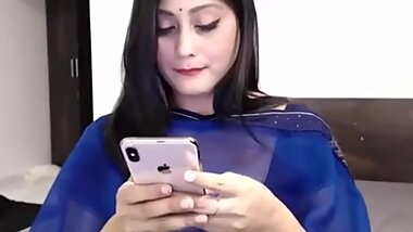 Desi sexy aunty stripping