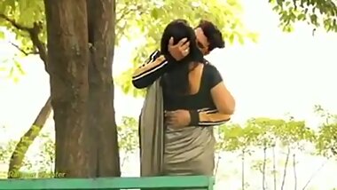 Hot Bhabhi Prank Video Goes Wrong