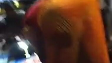 Indian aunty wide ass show in saree in market